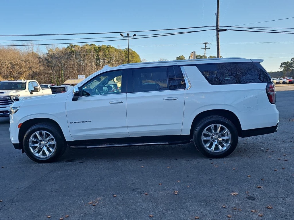 2023 Chevrolet Suburban 4WD Premier