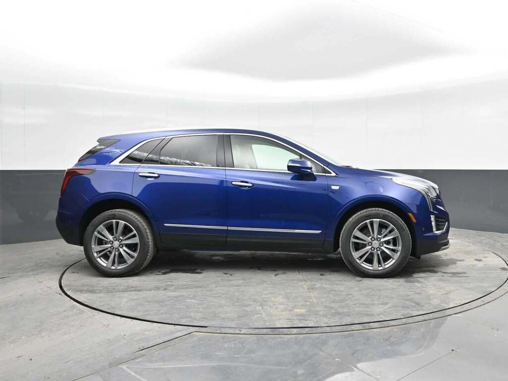 2025 Cadillac XT5 AWD Premium Luxury