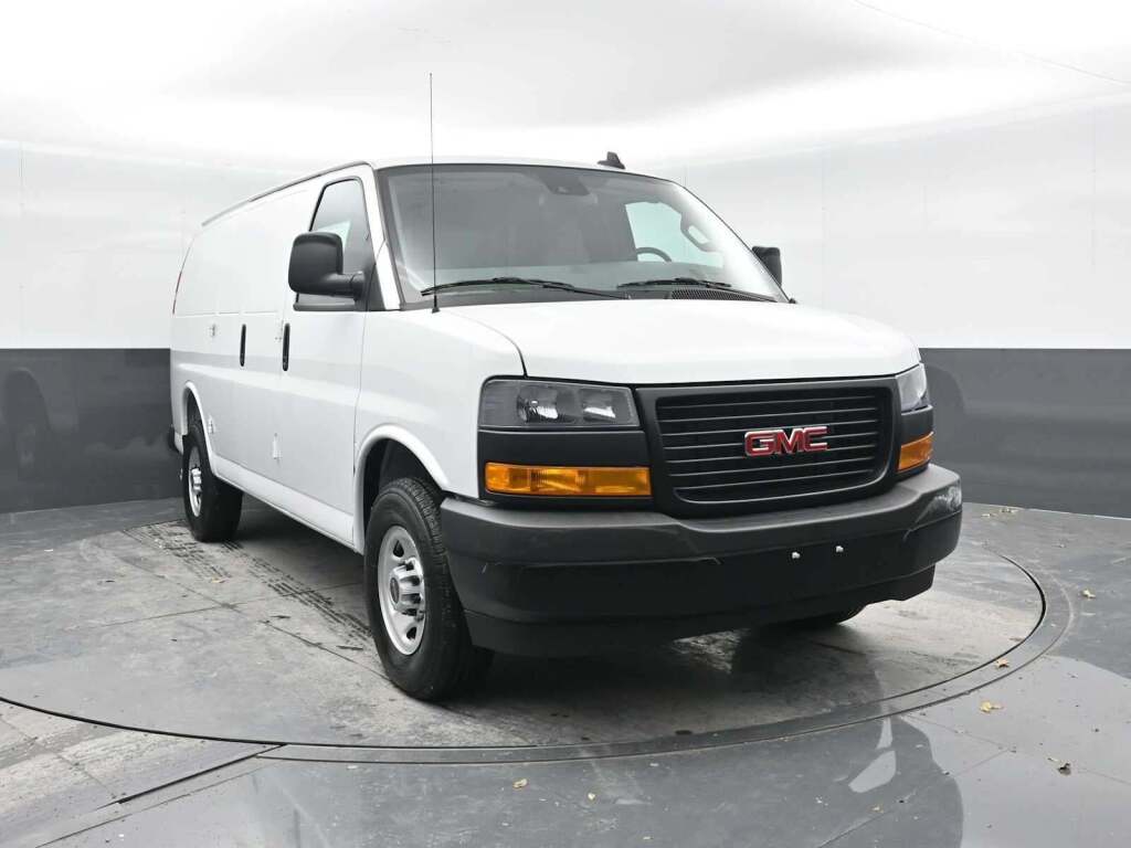 2025 GMC Savana Cargo RWD 2500 Regular Wheelbase Work Van