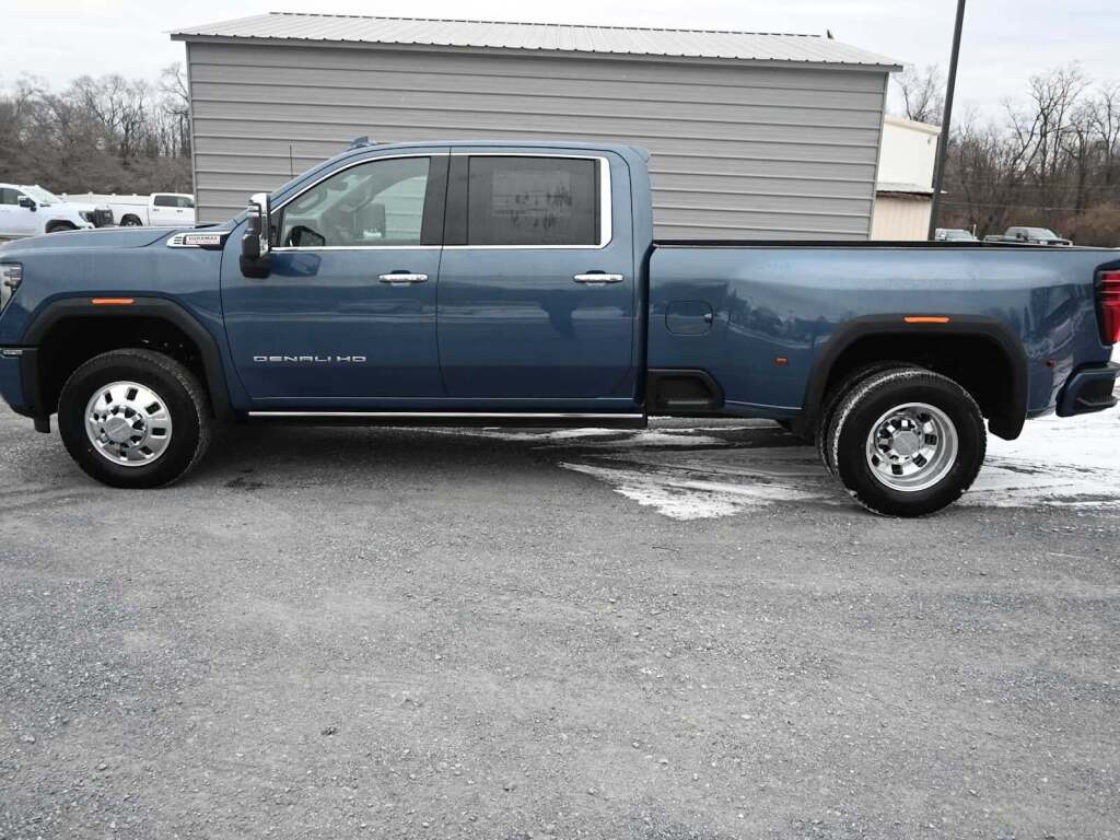 2026 GMC Sierra 3500HD Denali