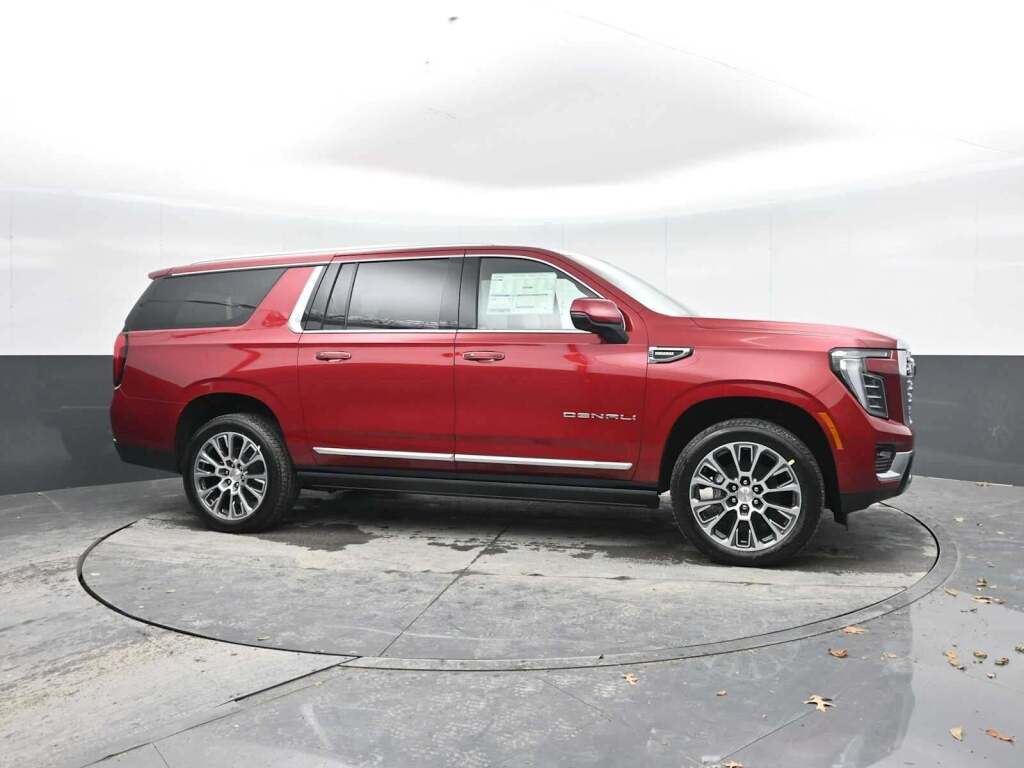 2026 GMC Yukon XL 4WD Denali