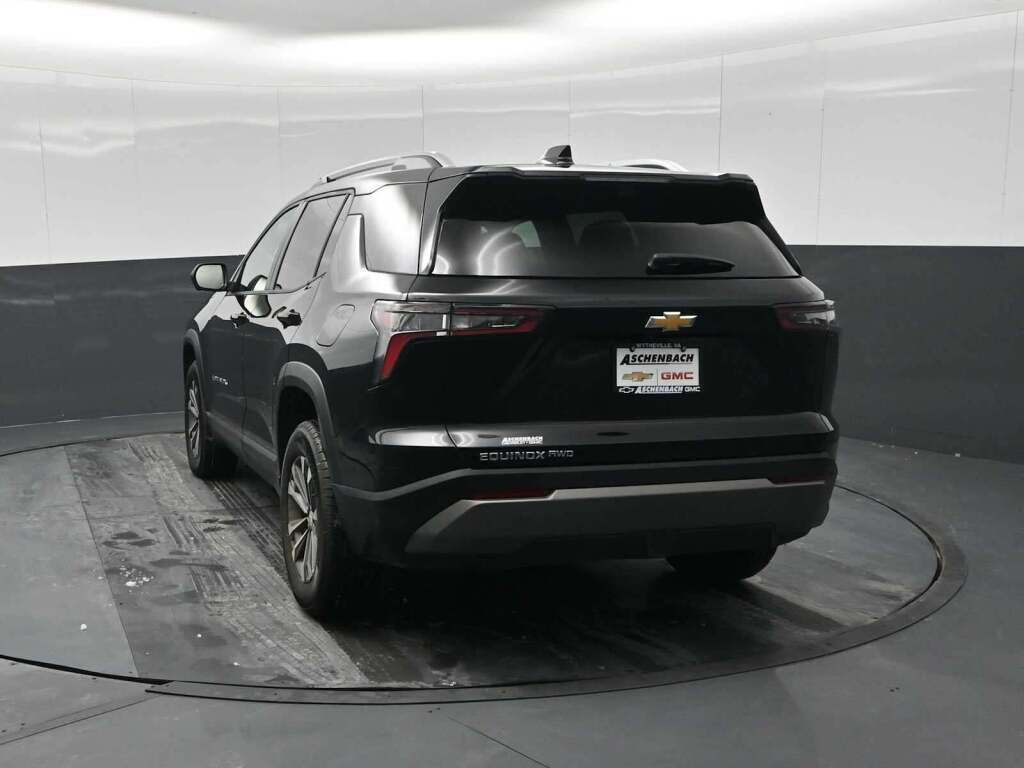 2025 Chevrolet Equinox AWD LT