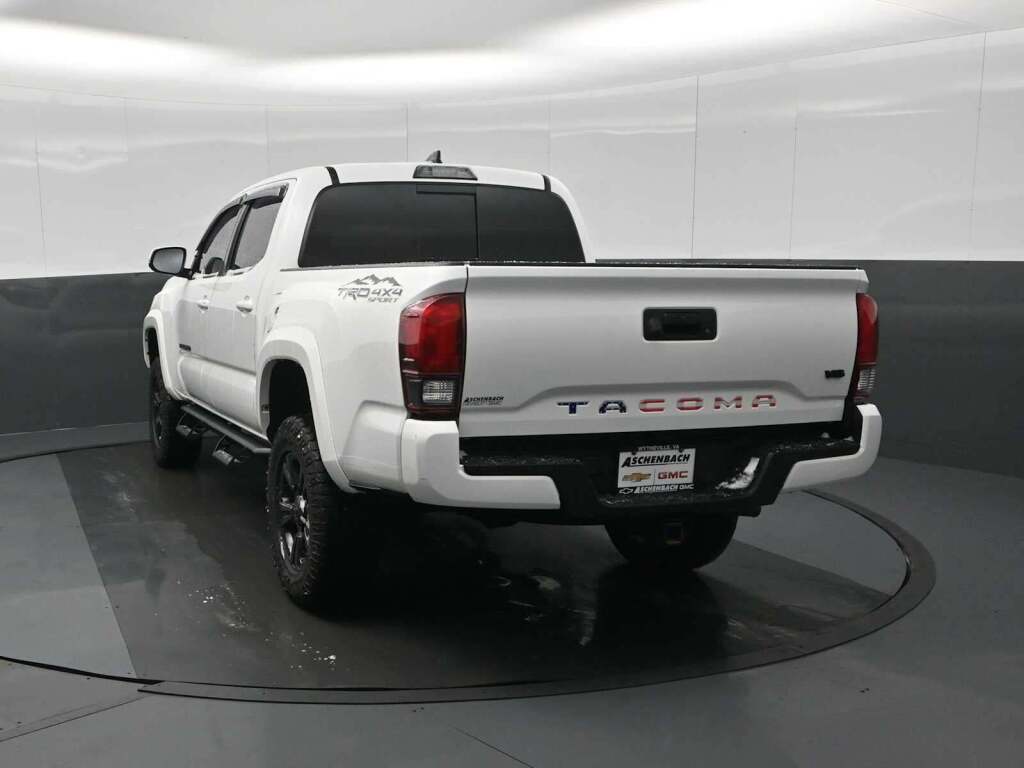 2019 Toyota Tacoma SR V6