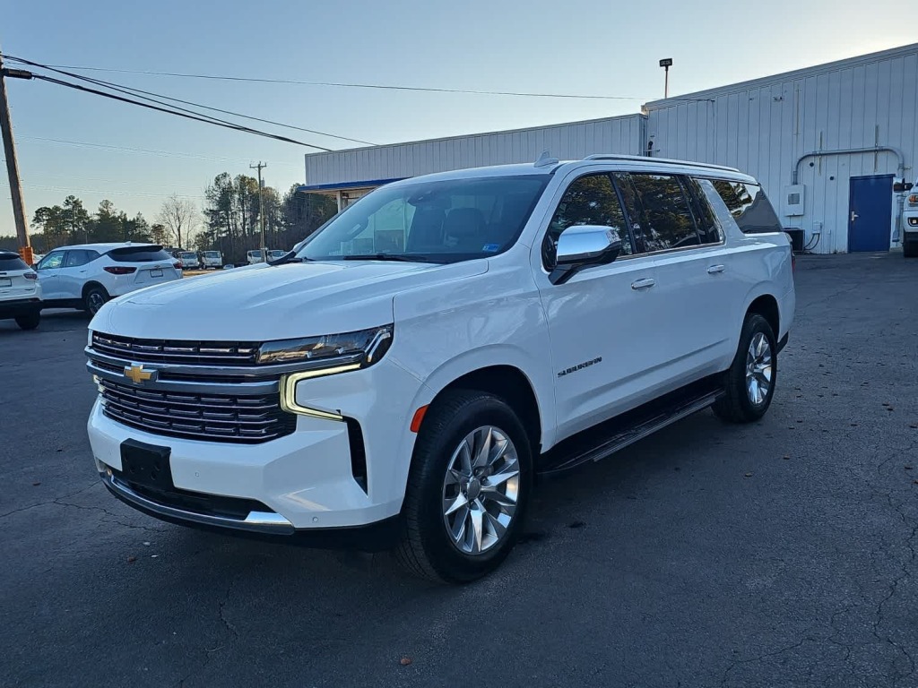 2023 Chevrolet Suburban 4WD Premier