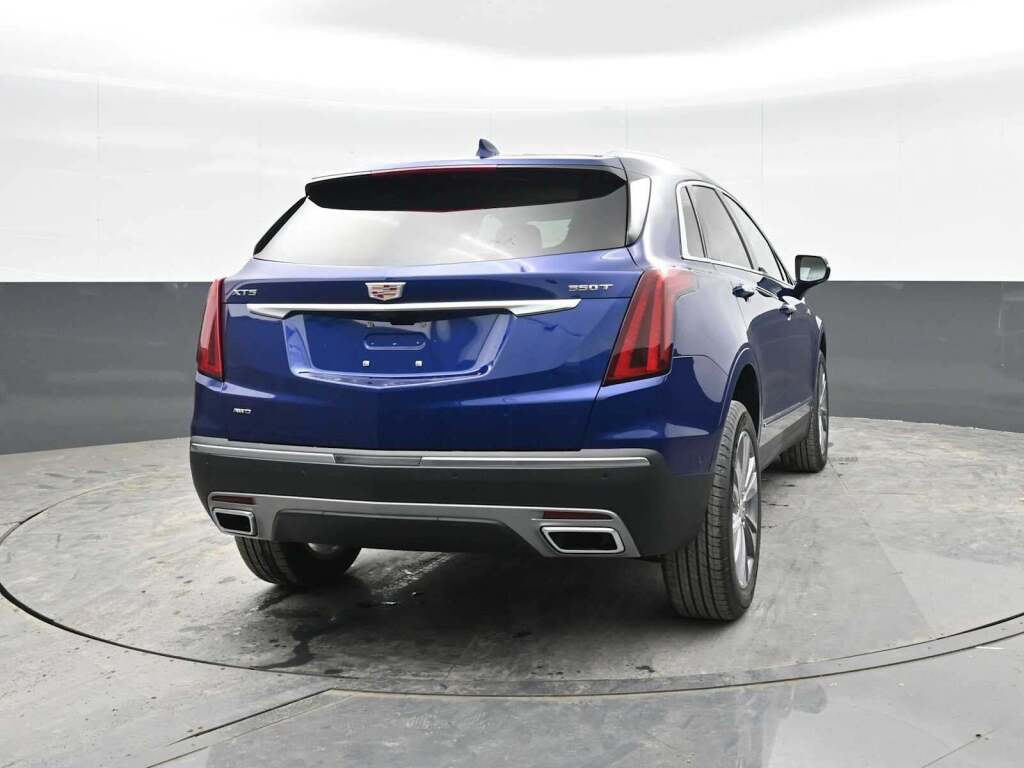 2025 Cadillac XT5 AWD Premium Luxury