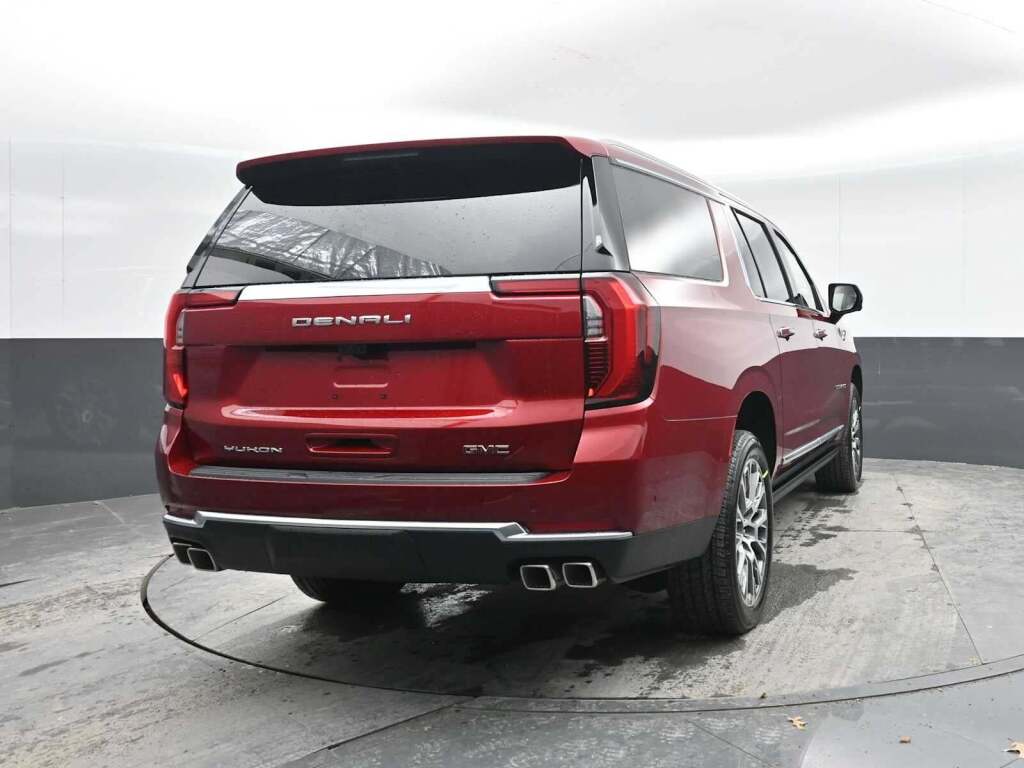 2026 GMC Yukon XL 4WD Denali
