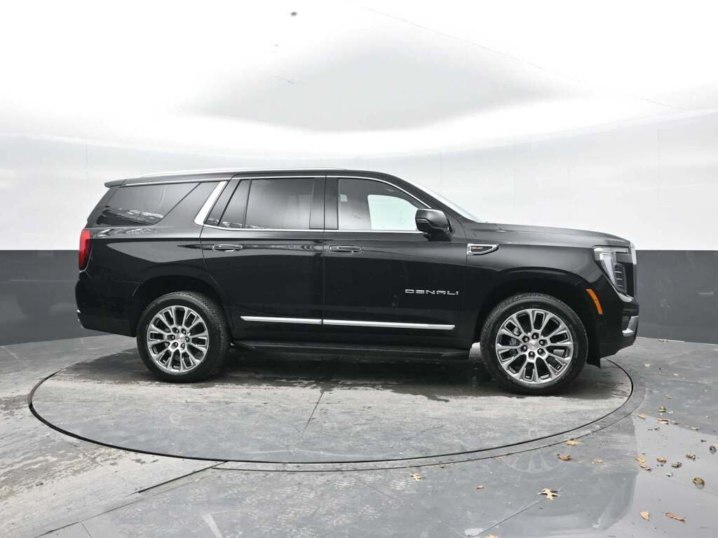 2026 GMC Yukon 4WD Denali