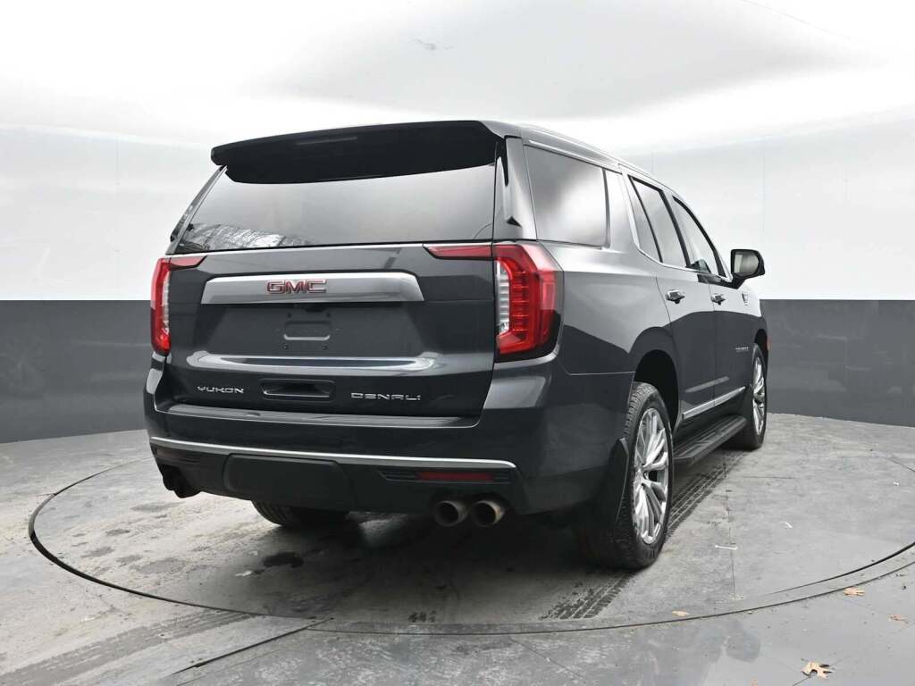 2021 GMC Yukon 4WD Denali