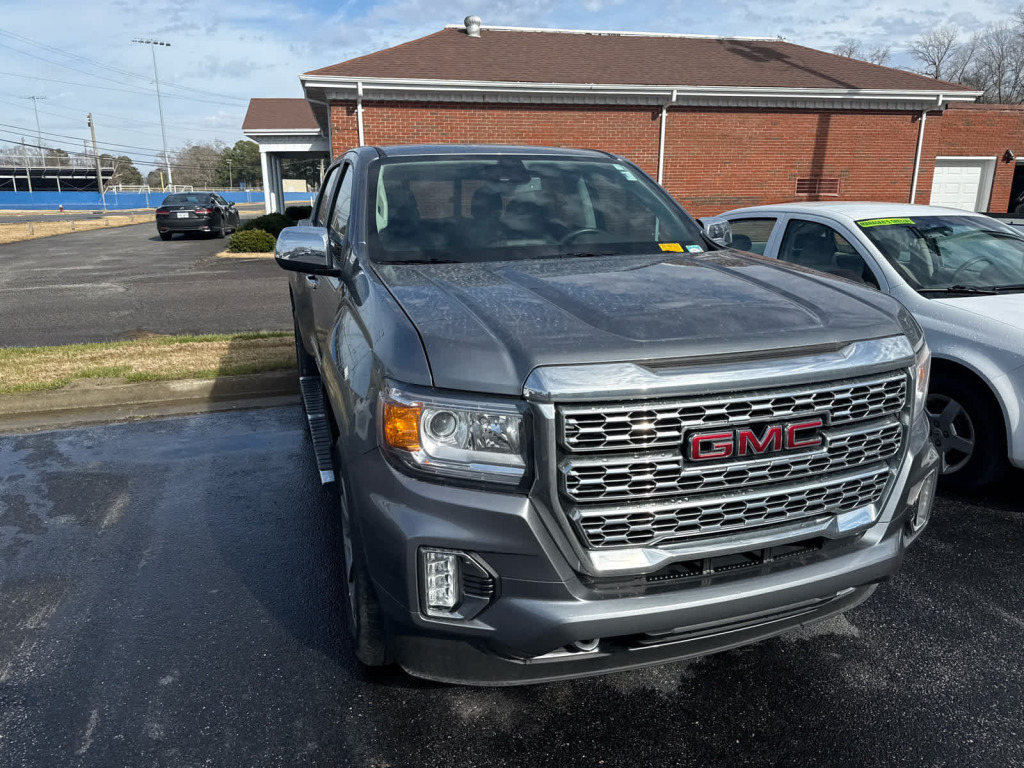 2022 GMC Canyon 4WD Crew Cab Short Box Denali