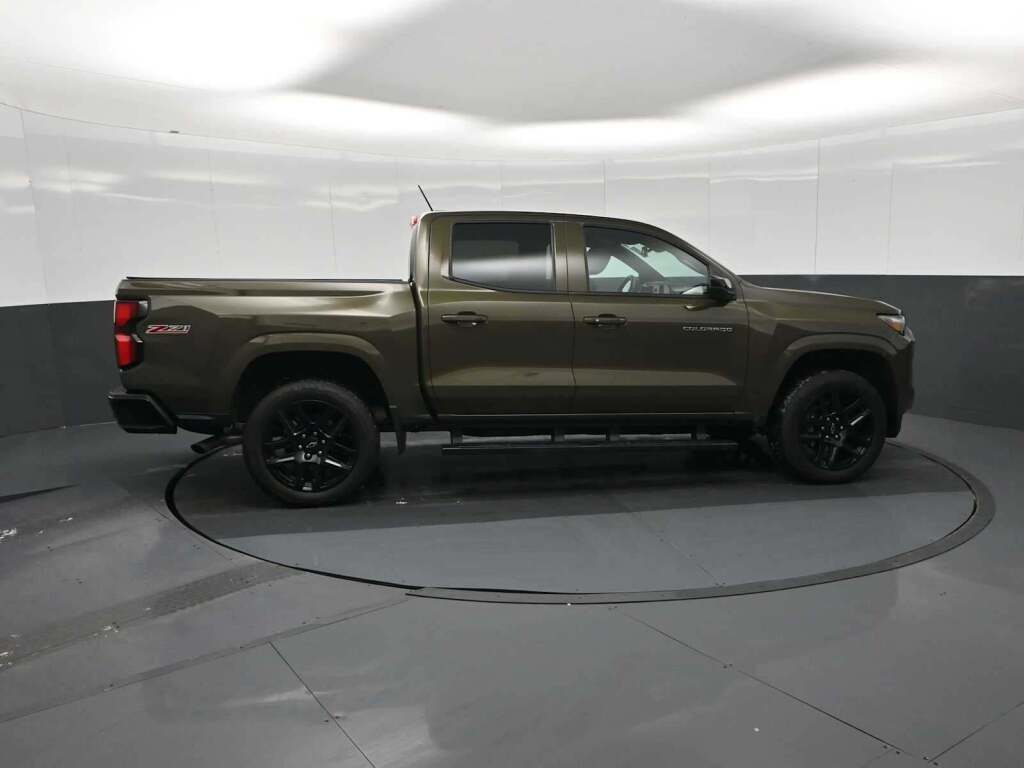 2024 Chevrolet Colorado 4WD Z71