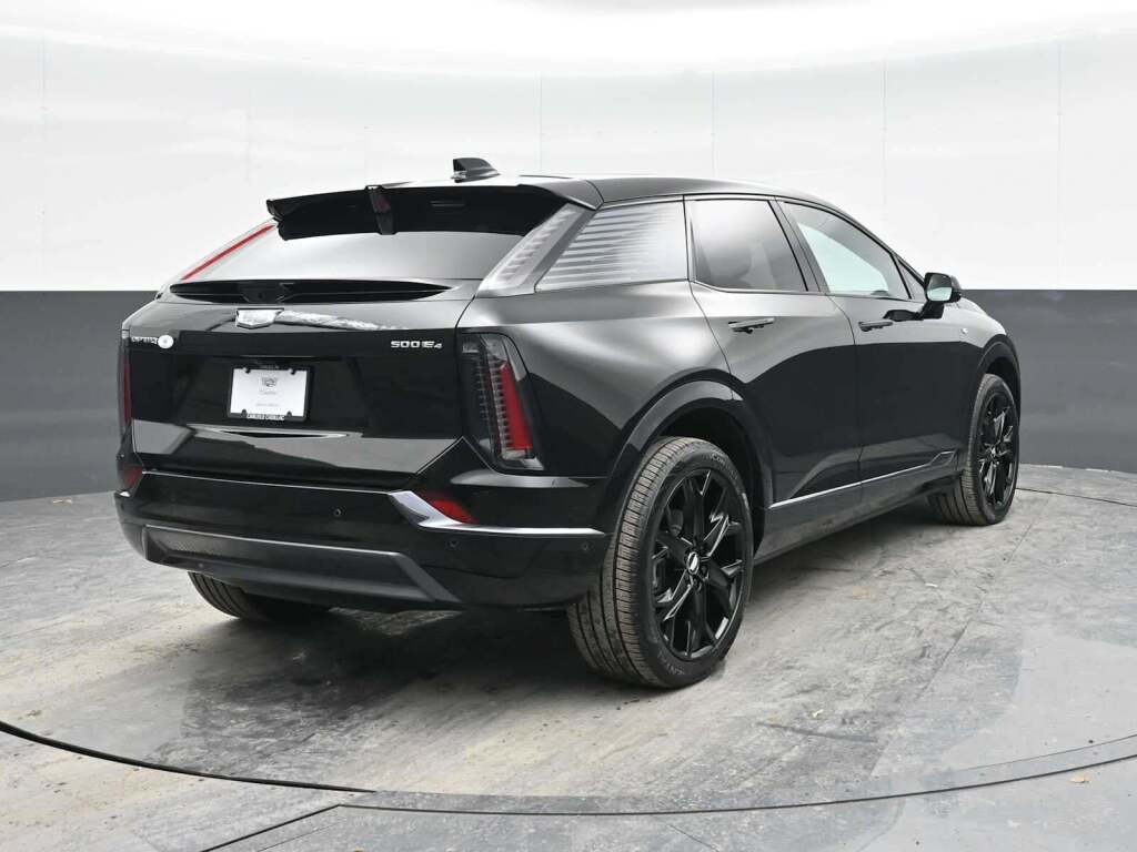 2025 Cadillac OPTIQ Sport 2 AWD