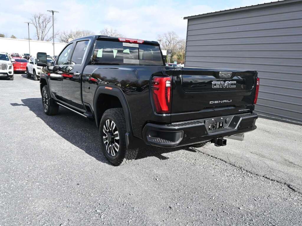 2026 GMC Sierra 2500HD Denali Ultimate