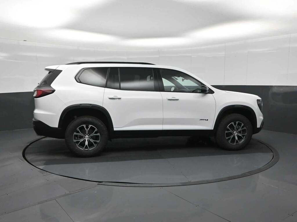 2026 GMC Acadia AT4 AWD