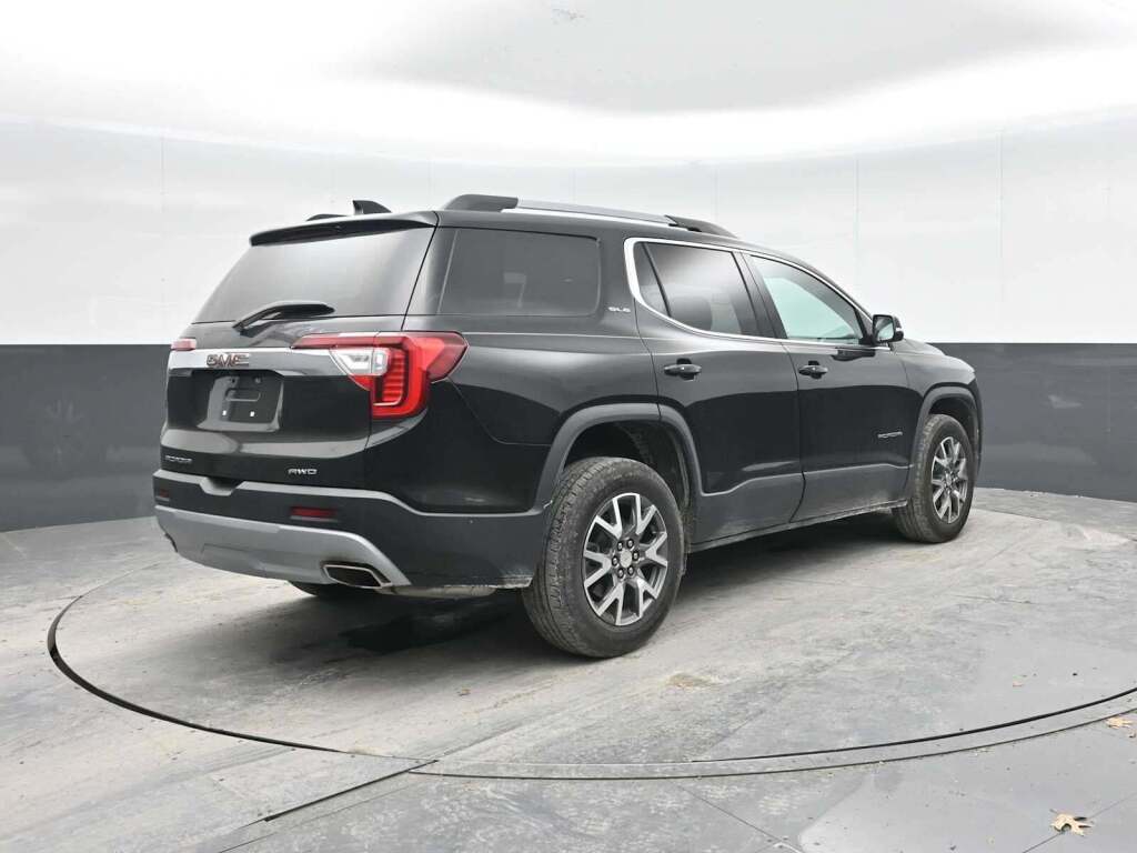 2022 GMC Acadia AWD SLE