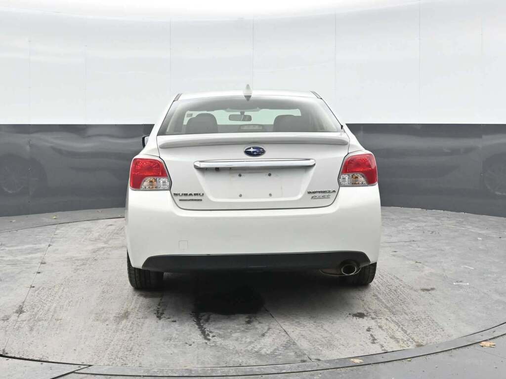 2016 Subaru Impreza 2.0i Limited