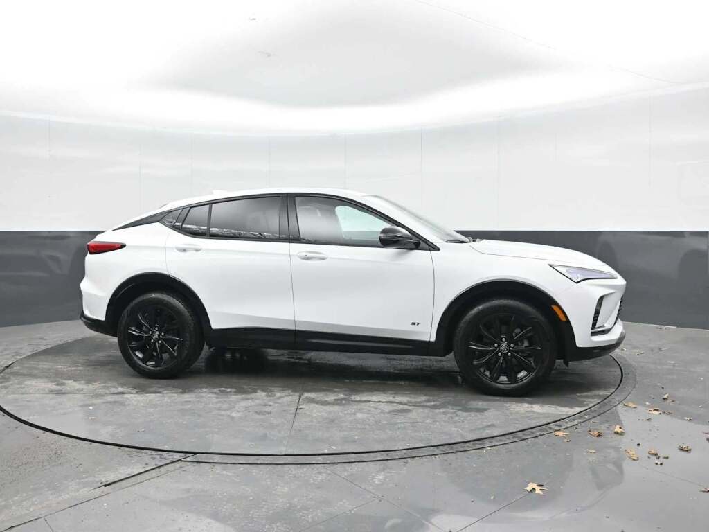 2026 Buick Envista Sport Touring FWD