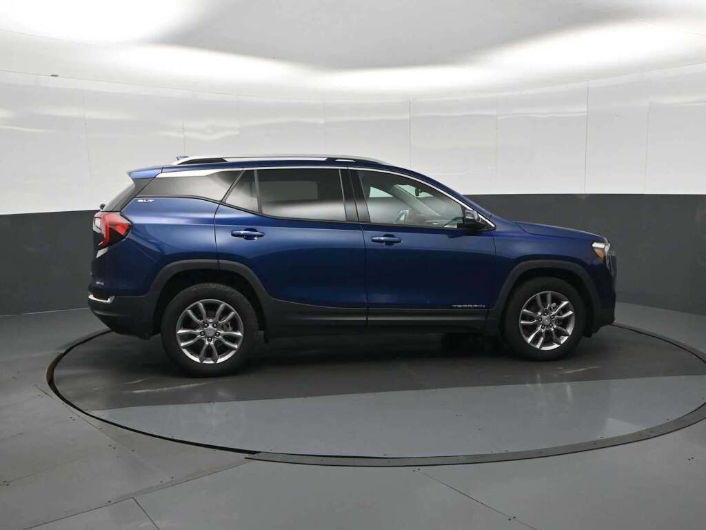 2022 GMC Terrain AWD SLT