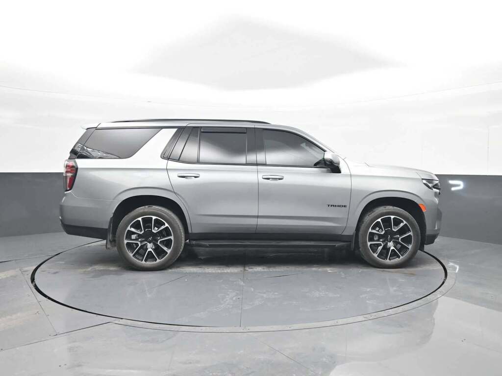 2023 Chevrolet Tahoe 4WD RST