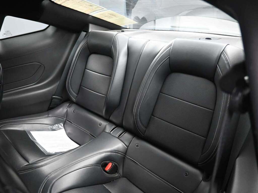 2024 Ford Mustang EcoBoost Fastback