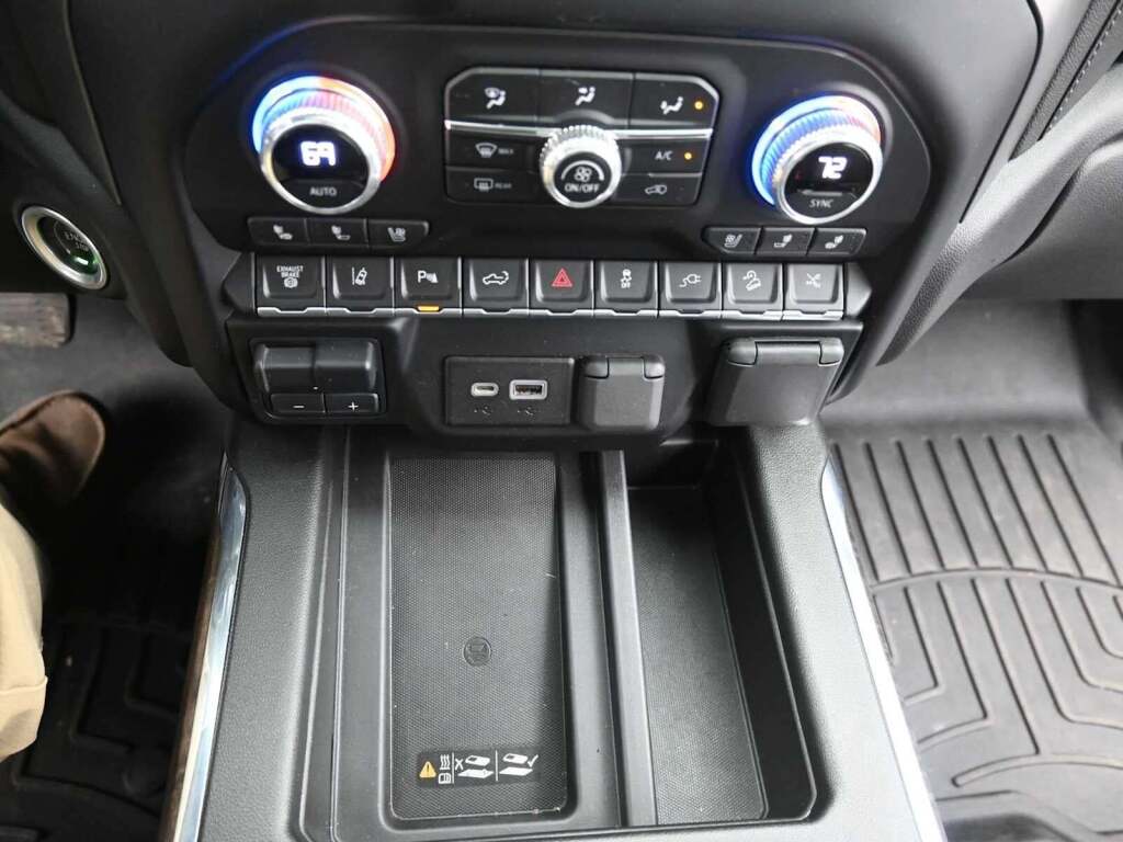 2022 GMC Sierra 3500HD Denali