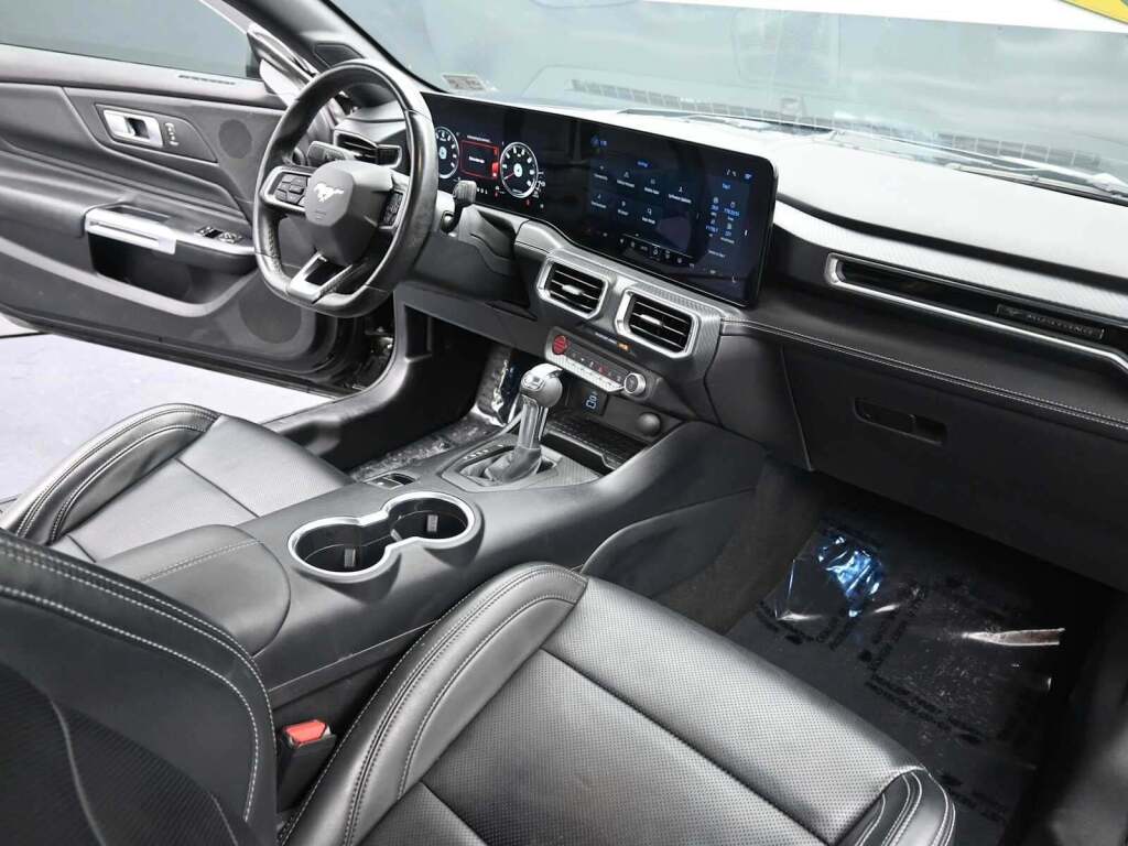 2024 Ford Mustang EcoBoost Fastback