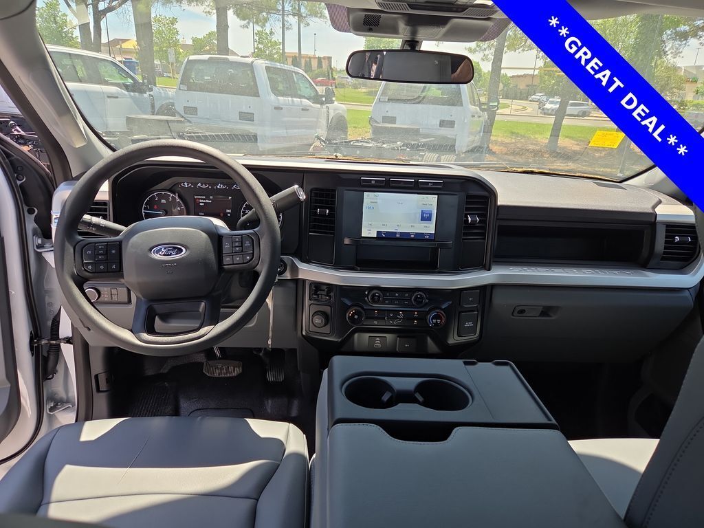 2024 Ford F-450 Chassis XL