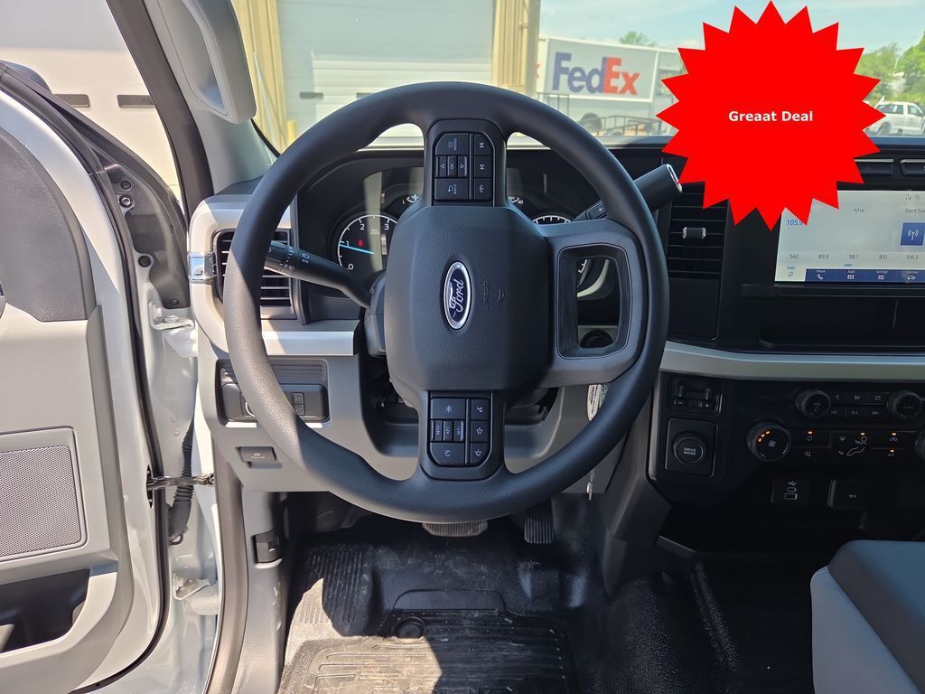 2024 Ford F-450 Chassis XL