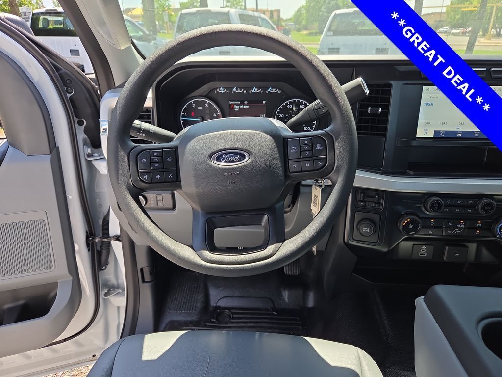 2024 Ford F-450 Chassis XL