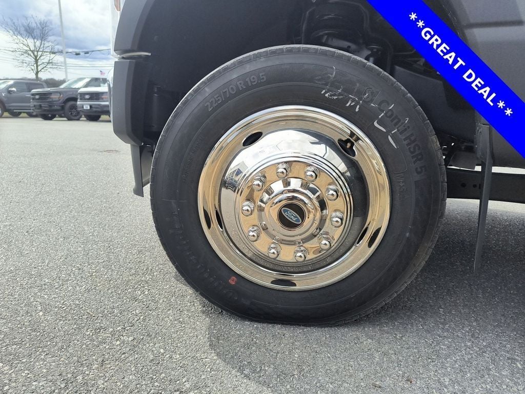 2024 Ford F-450 Chassis XL