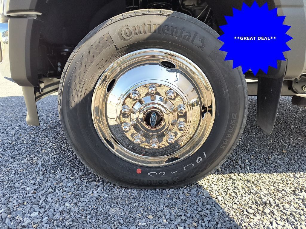 2024 Ford F-450 Chassis XL