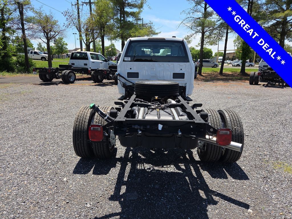 2024 Ford F-450 Chassis XL