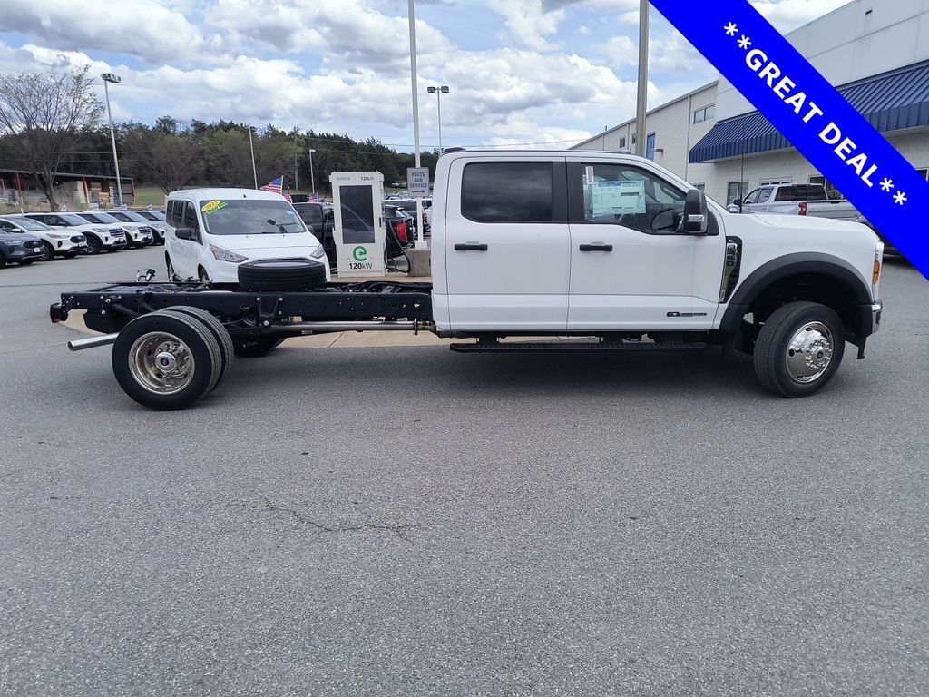 2024 Ford F-450 Chassis XL