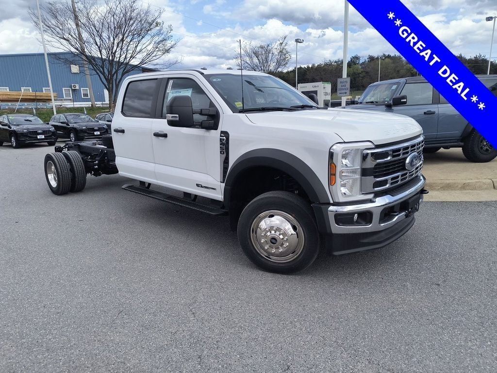 2024 Ford F-450 Chassis XL