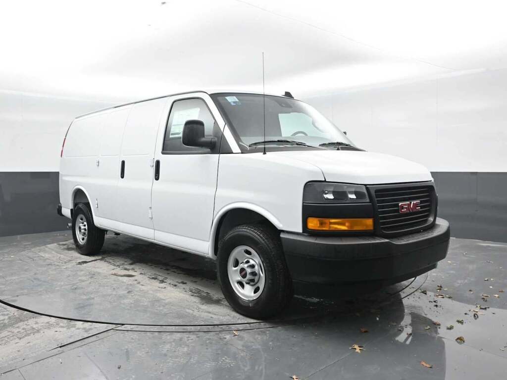 2025 GMC Savana Cargo RWD 2500 Regular Wheelbase Work Van