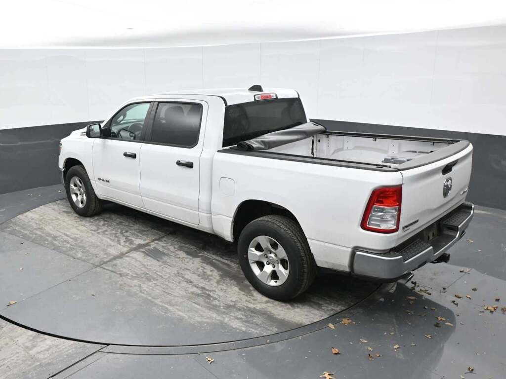 2023 Ram 1500 Big Horn Crew Cab 4x4 5'7" Box