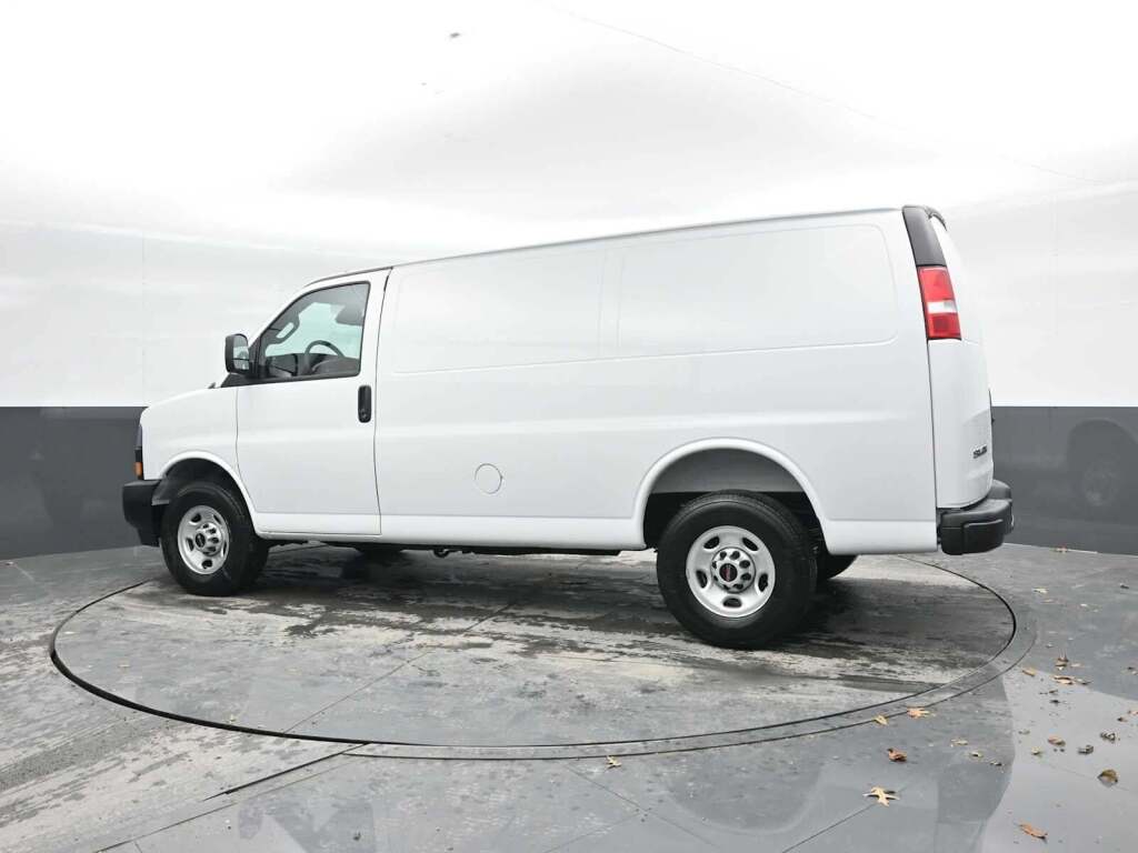 2025 GMC Savana Cargo RWD 2500 Regular Wheelbase Work Van