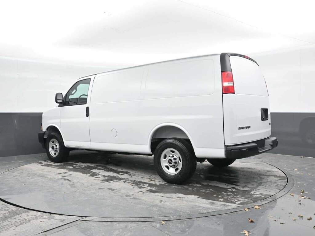 2025 GMC Savana Cargo RWD 2500 Regular Wheelbase Work Van