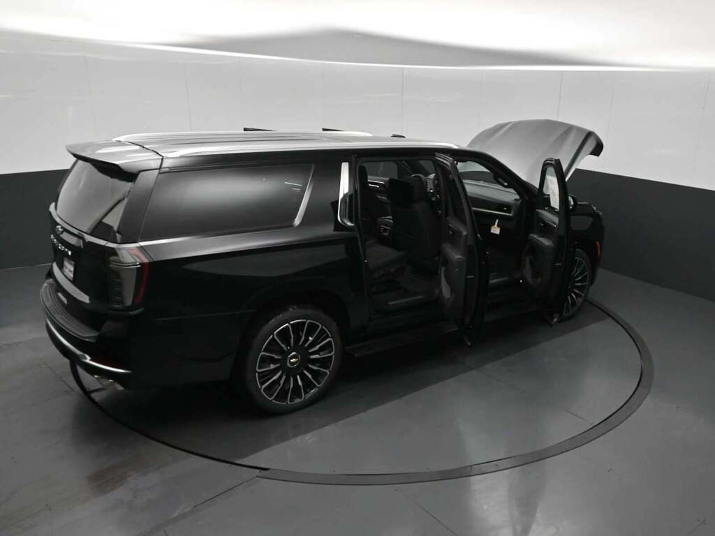 2026 Chevrolet Suburban High Country, 4WD