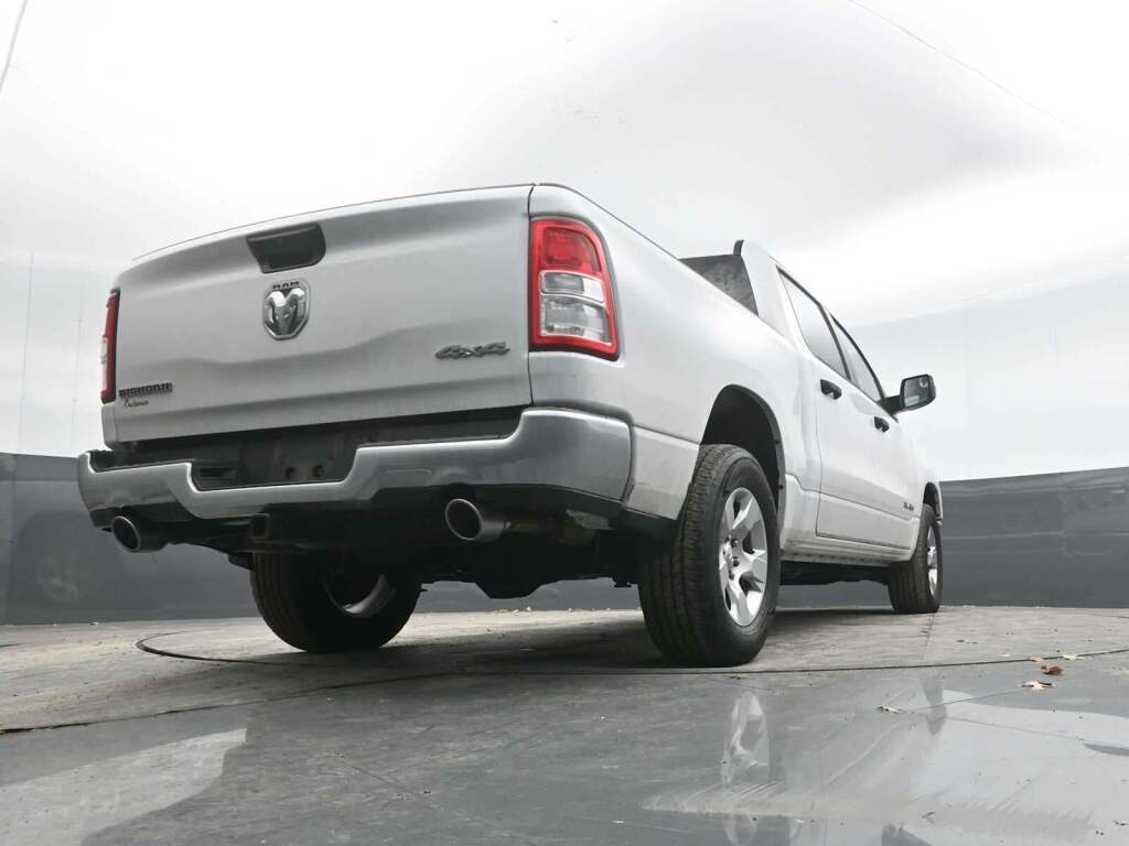 2023 Ram 1500 Big Horn Crew Cab 4x4 5'7" Box