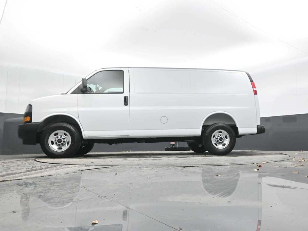 2025 GMC Savana Cargo RWD 2500 Regular Wheelbase Work Van