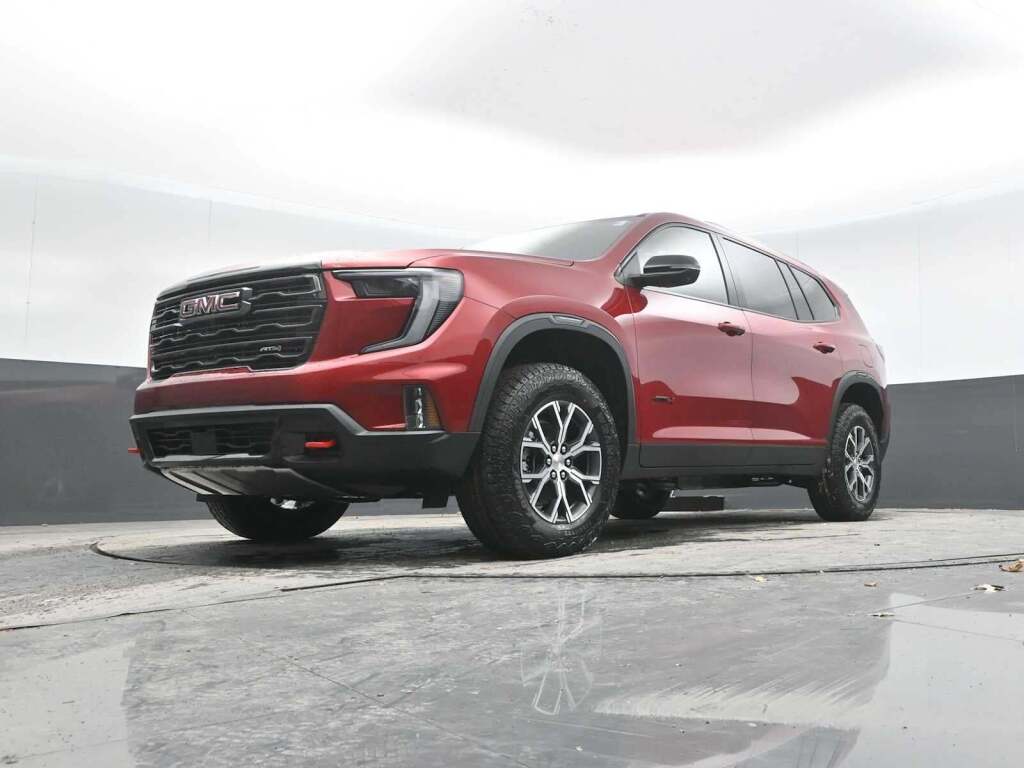 2026 GMC Acadia AT4 AWD