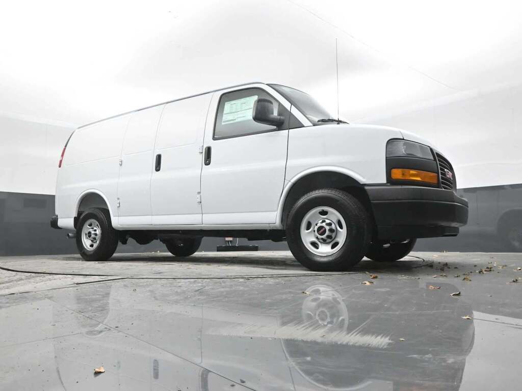 2025 GMC Savana Cargo RWD 2500 Regular Wheelbase Work Van
