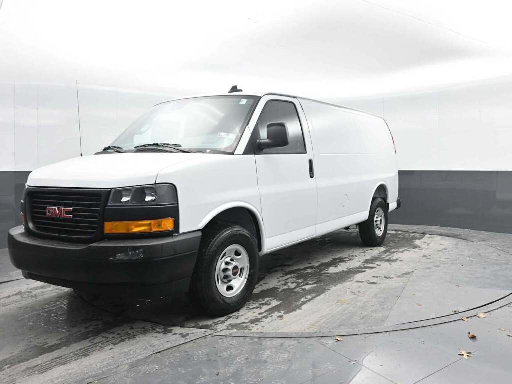 2025 GMC Savana Cargo RWD 2500 Regular Wheelbase Work Van