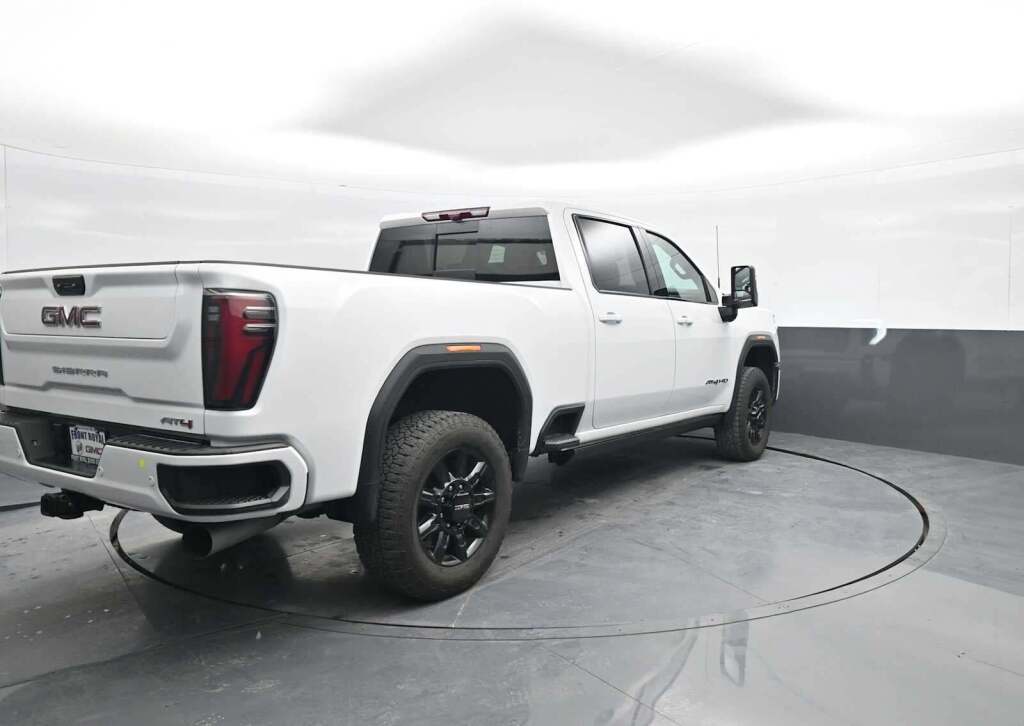 2024 GMC Sierra 2500HD AT4