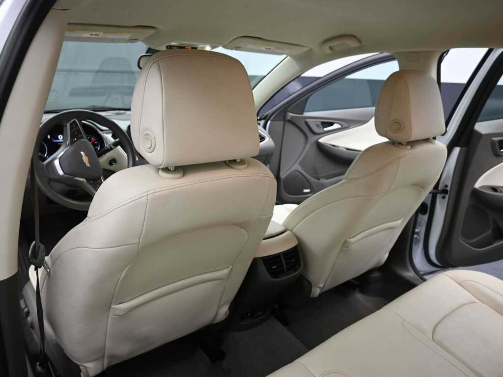 2024 Chevrolet Malibu FWD 2LT