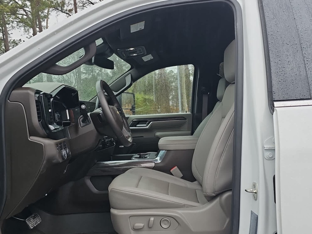 2024 Chevrolet Silverado 2500HD LTZ