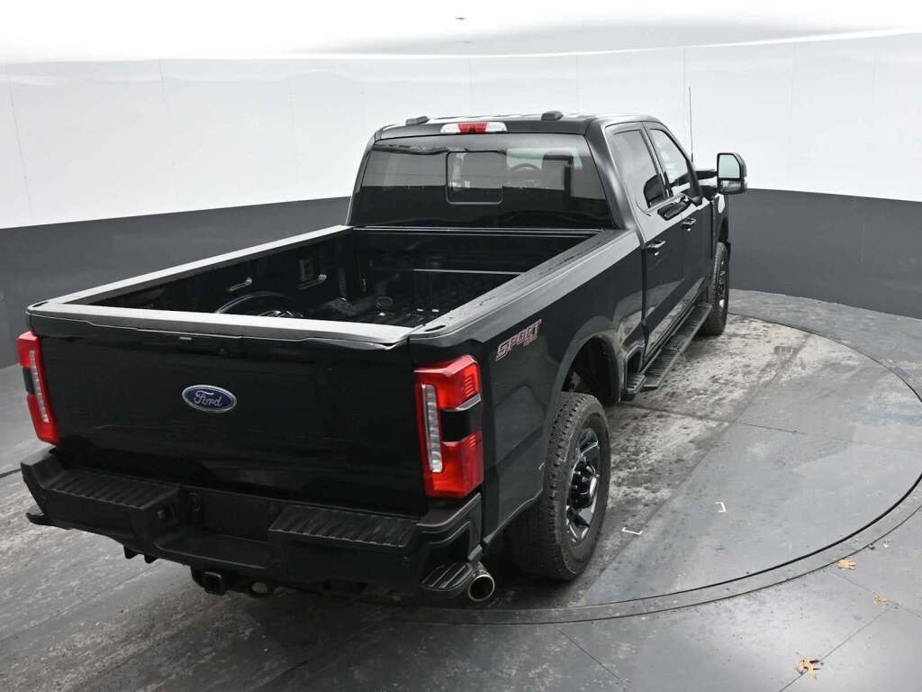 2024 Ford F-250 Super Duty LARIAT