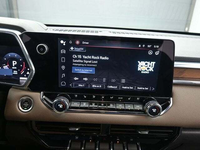 2023 GMC Canyon 4WD Crew Cab Short Box Denali