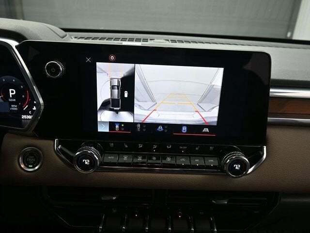 2023 GMC Canyon 4WD Crew Cab Short Box Denali