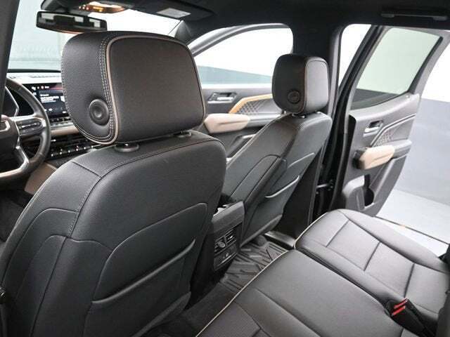 2023 GMC Canyon 4WD Crew Cab Short Box Denali